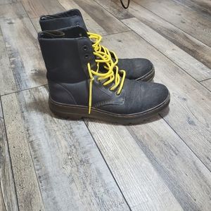 Dr. Martens black combs boots